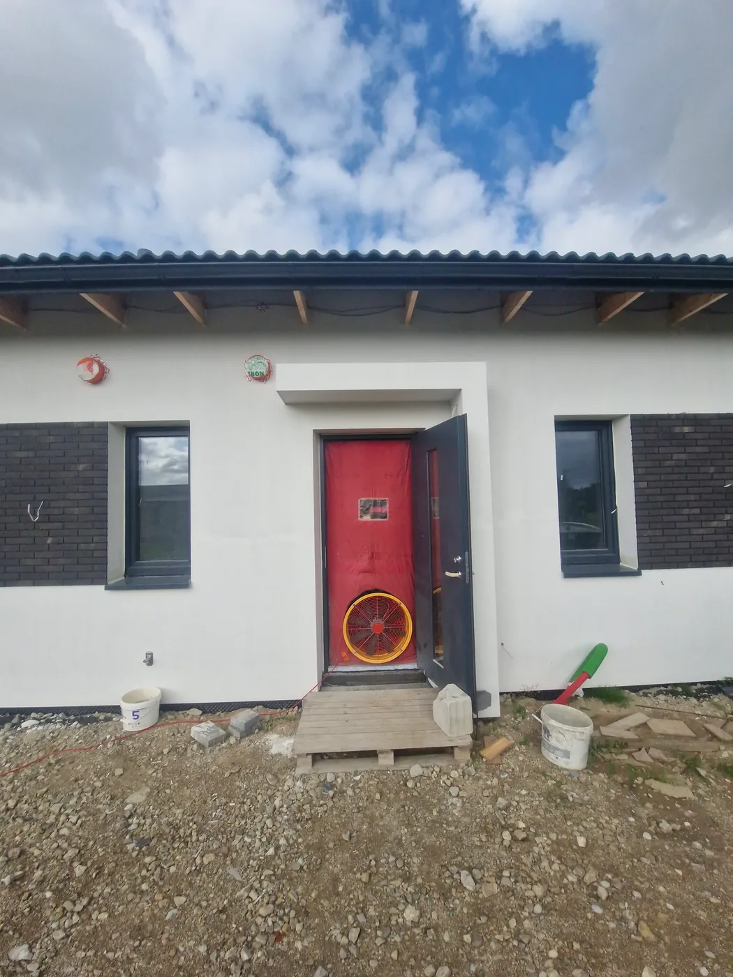 Airtightness test in the Klaipėda district